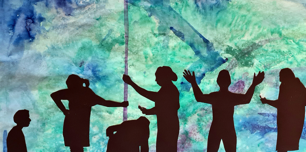 Paper collages and&nbsp;interior